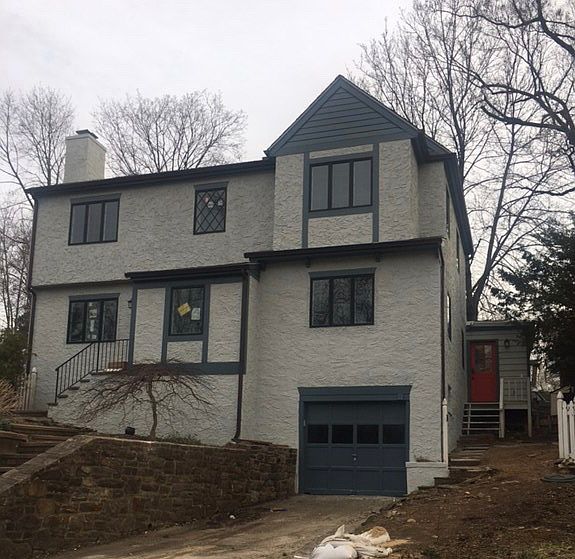 1st image of 127 W Brookside Dr