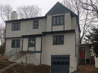 127 W Brookside Dr, Larchmont, NY 10538