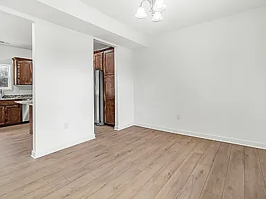 4 bed, 2.5 bath, 1550 sqft, $1,695 — Photo 4