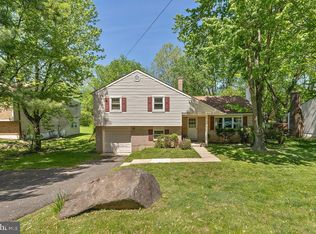 3204 Meetinghouse Rd, Upper Chichester, PA 19061