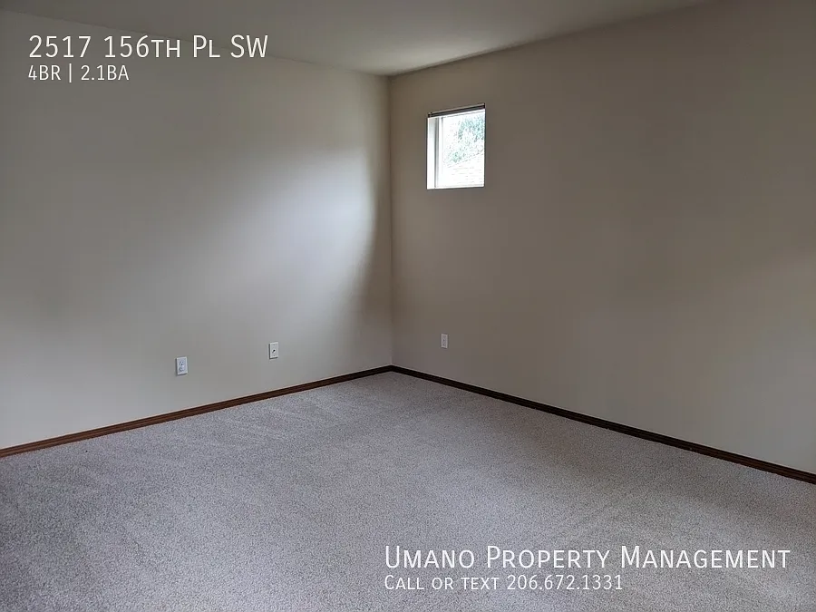 4 bed, 2.5 bath, 2092 sqft, $3,695 — Photo 4
