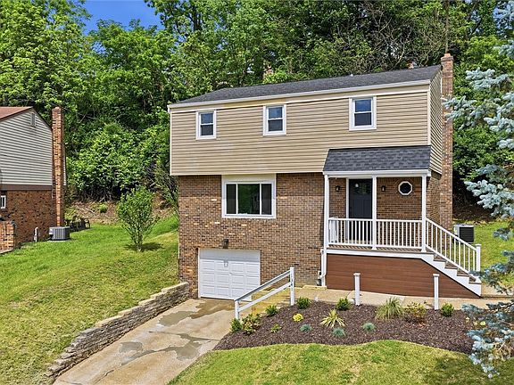 3rd image of 1341 Sturdy Oak Dr