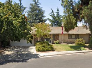 70 N Hughes Ave, Clovis, CA 93612