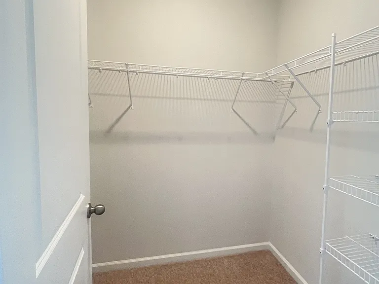 105 Coopers Rise — Photo 16