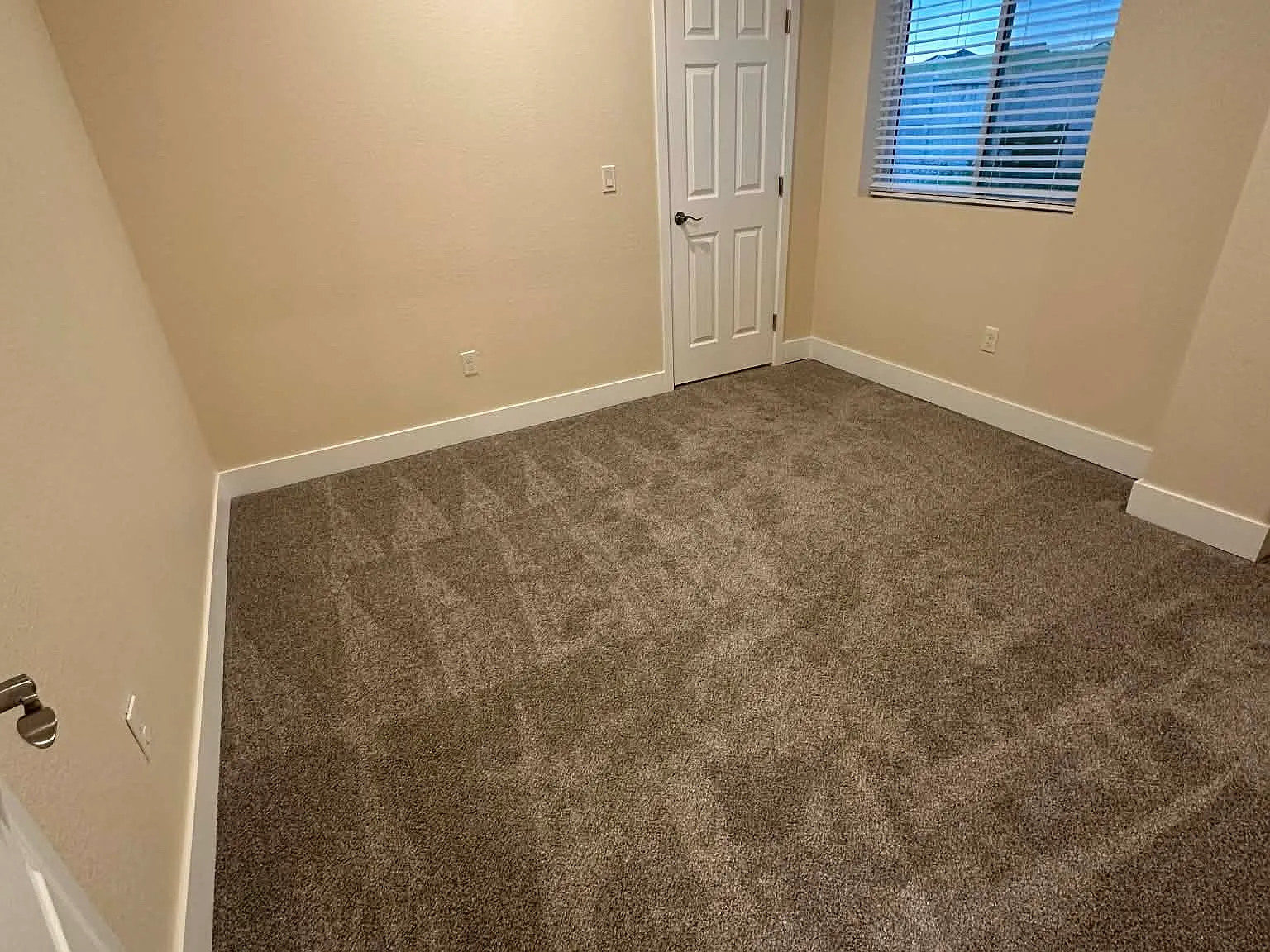 18203 Prince Hill Cir — Photo 1