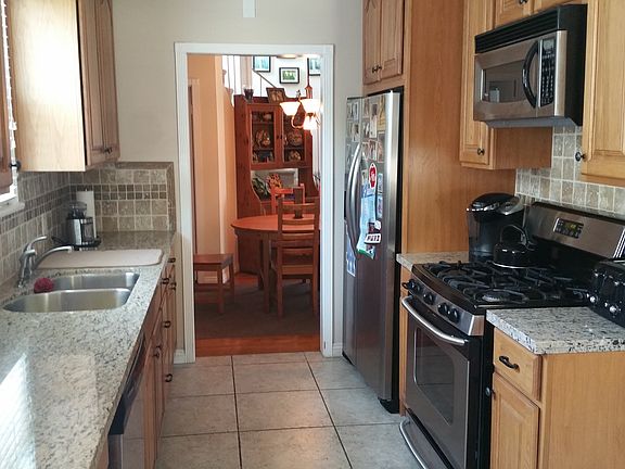 5th image of 1813 Hilton Dr