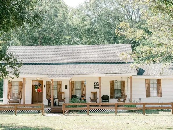 332 Main St, Franklinton, LA 70438