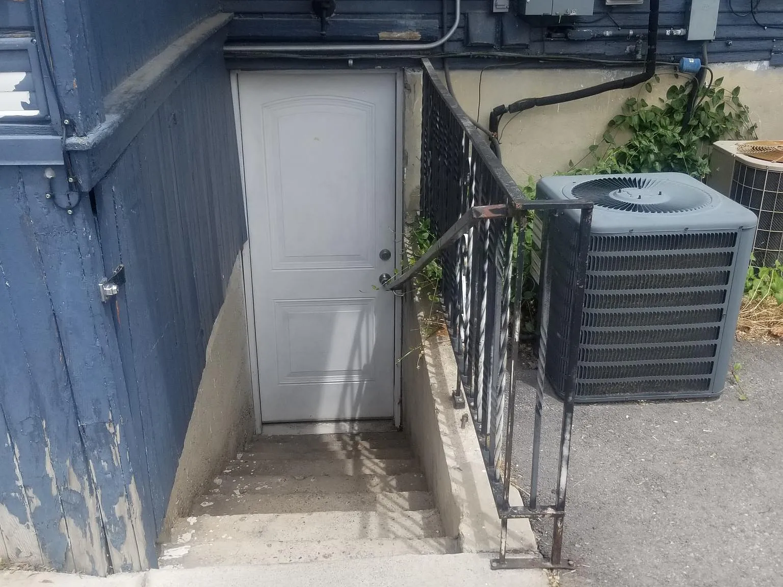 2 bed, 850 sqft, $1,250 — Photo 2