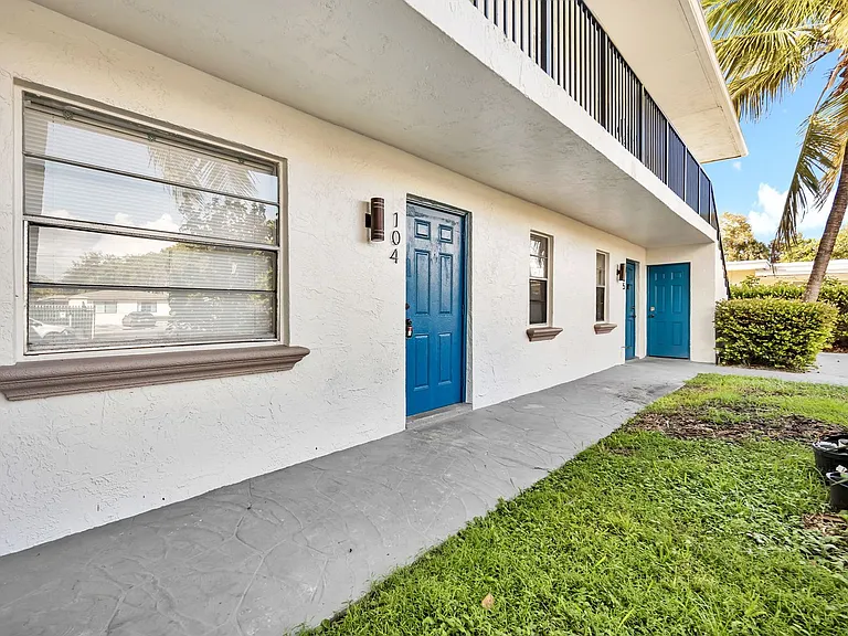 1015 NE 17th Ave — Photo 46