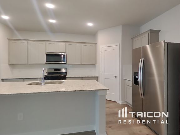 5th image of 11506 Prosperity Dr