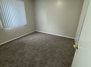 4920 Garland St #1, Lincoln, NE 68504