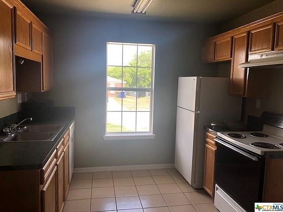 5th image of 1222 Walt Morgan Cir #1224