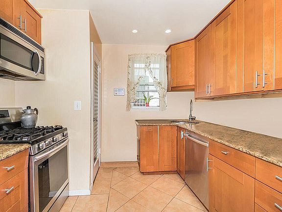 !st Floor apartment