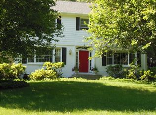 236 Mile Creek Rd, Old Lyme, CT 06371