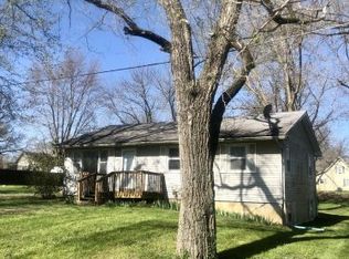 209 N Walker St, Sturgeon, MO 65284