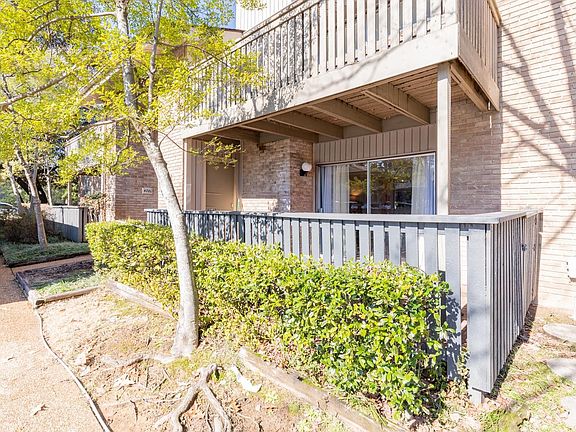 2nd image of 4780 Eagle Crest Dr #3505