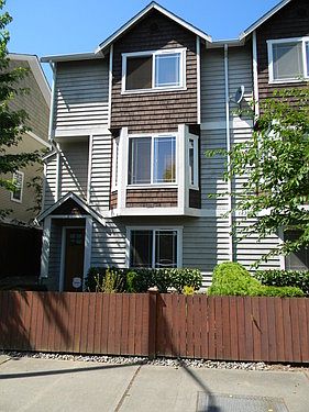 1st image of 12307 Roosevelt Way NE