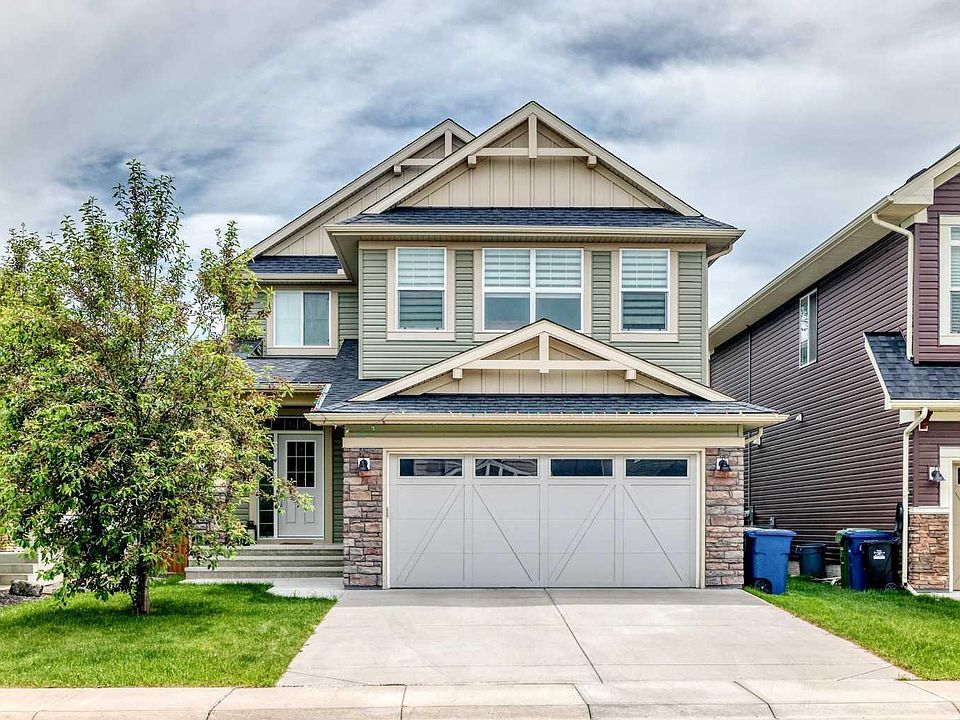 1st image of 133 Baywater Way SW