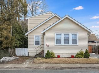 32 Avon St, Saugus, MA 01906