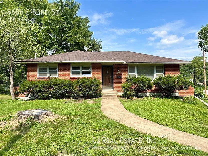 3 bed, 1.5 bath, 1152 sqft, $1,450 — Photo 1
