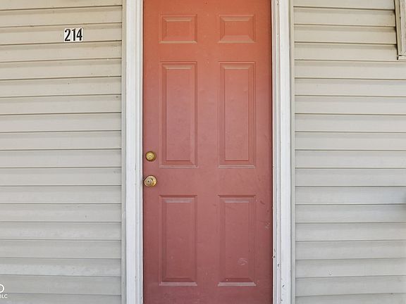 5th image of 214 N Vine St