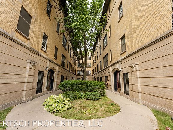 2nd image of 3168 W Eastwood Ave APT 1