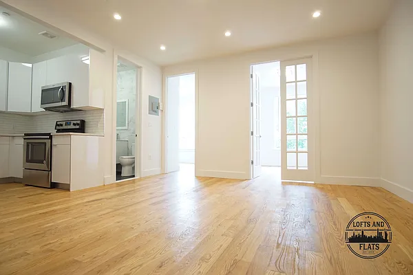 Rented by Lofts and Flats LLC | media 30