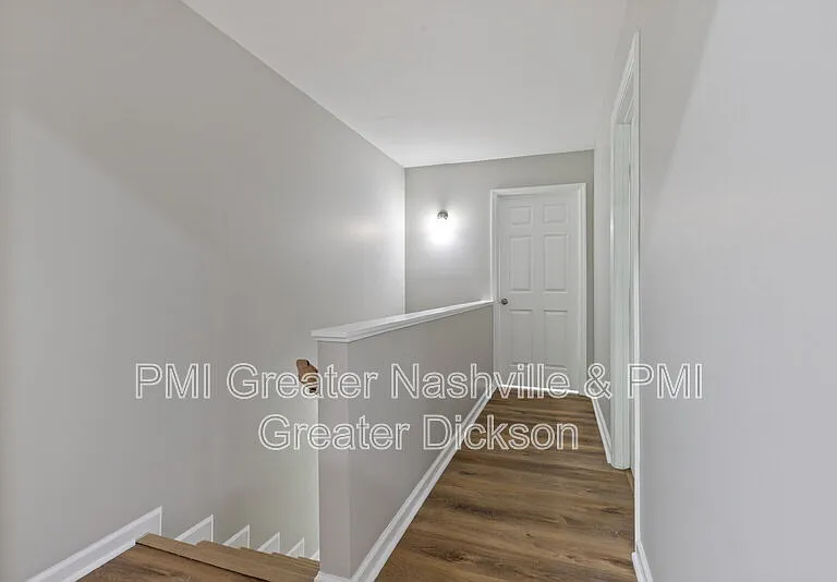 300 Spring St #8 — Photo 6