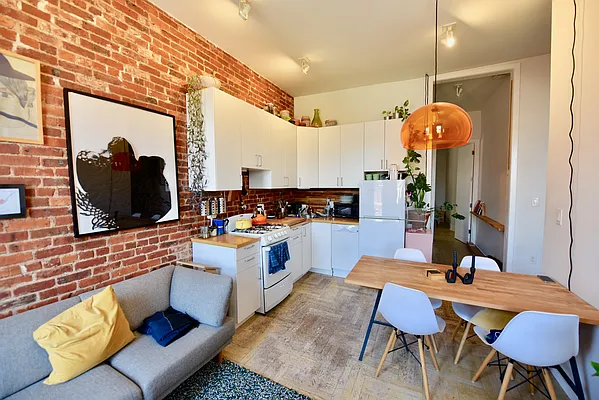 Rented by Nolita Group | media 6