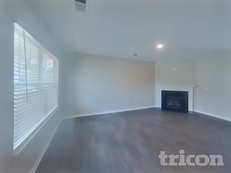 283 Millen Dr — Photo 2