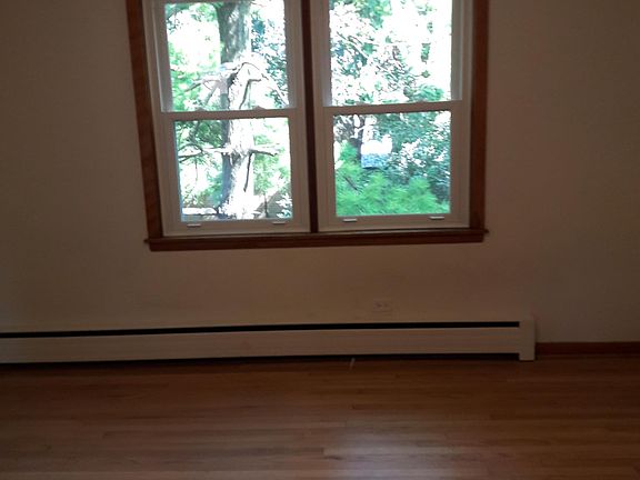 5th image of 5808 W Montrose Ave #1E