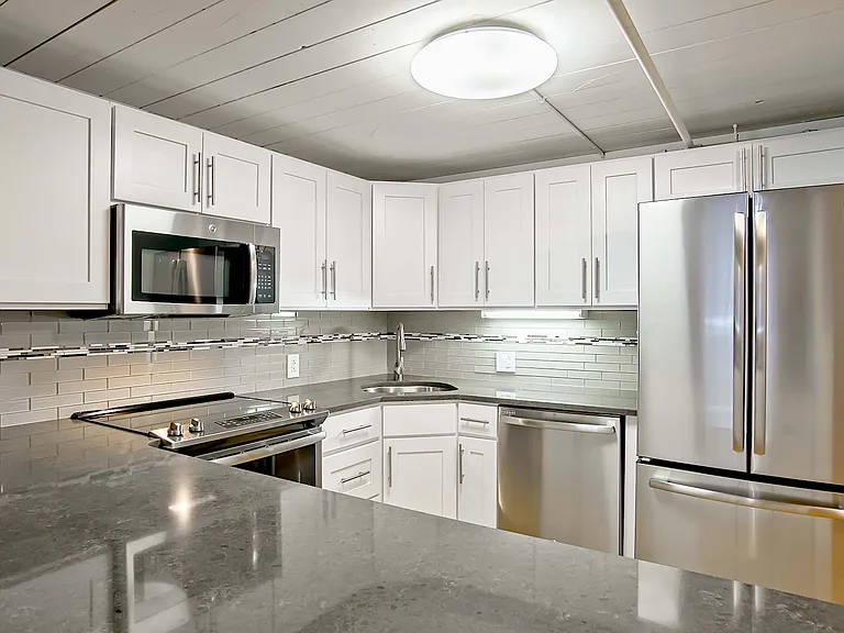 Renovated kitchens with luxury finishes are available for upgrade. Ask the leasing team for more details!