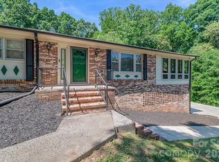 1549 Cecelia Dr, Gastonia, NC 28054
