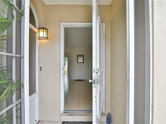 5th image of 4404 Teal Way