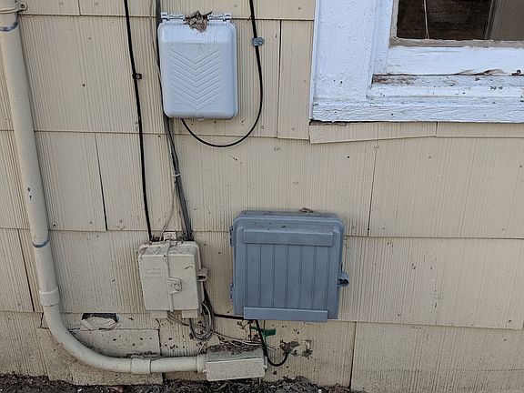 4th image of 3342 Bales Ave