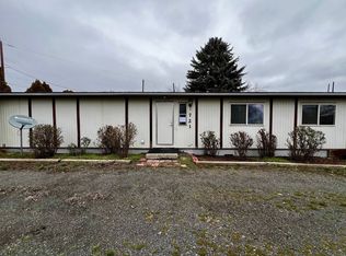 721 S 83rd Ave, Yakima, WA 98908