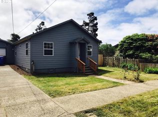 235 SW 11th St, Newport, OR 97365