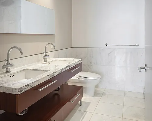 Sold by Modern Spaces | media 6
