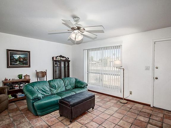 5th image of 1850 N Kadota Ave