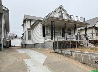 1022 S 21st St, Omaha, NE 68108