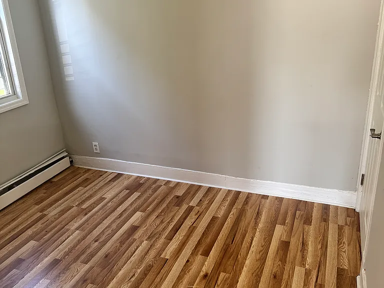 114-25 Bedell St #2 — Photo 8