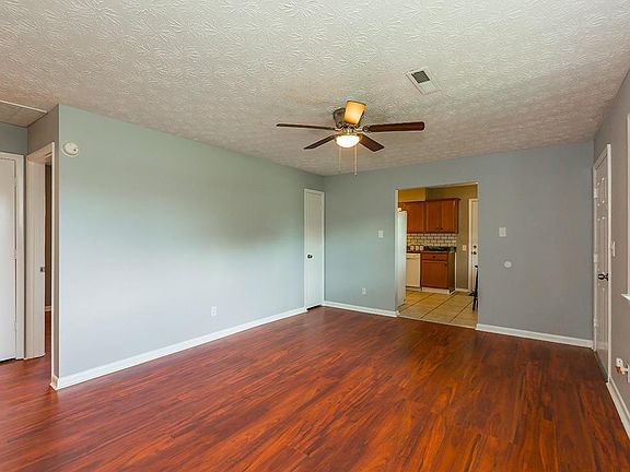 5th image of 102 Norma Dr