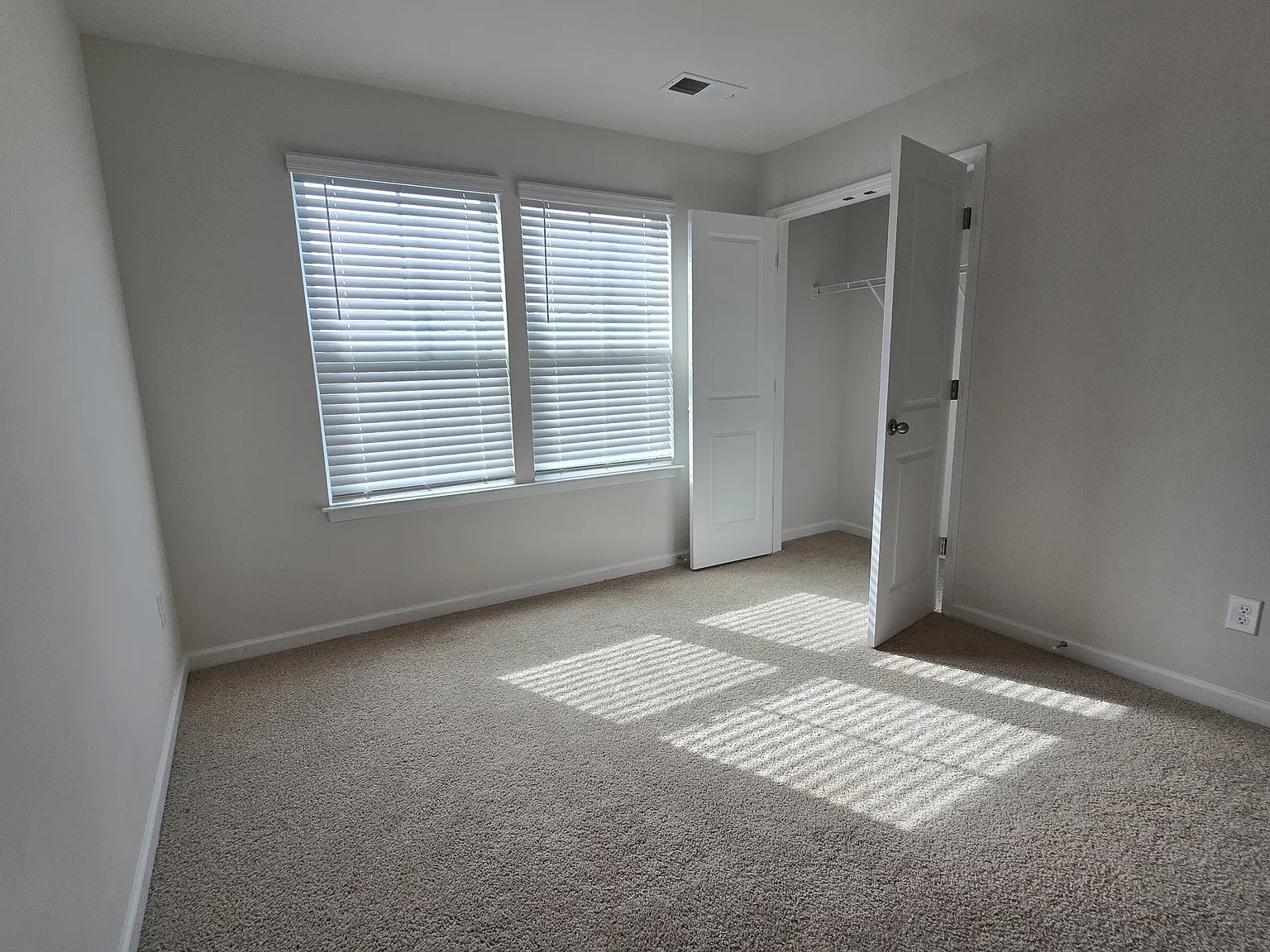 1218 Evelynnview Lane - 1 — Photo 4
