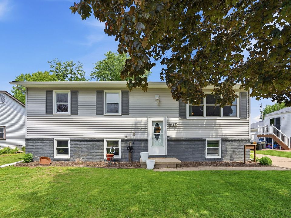1st image of 318 Parkway Dr