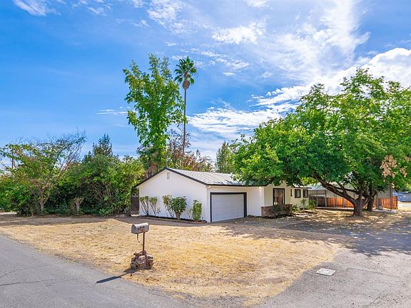 2nd image of 606 Livoti Ave