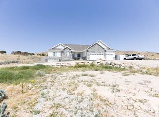 1822 W Ridgeline Rd, Stockton, UT 84071