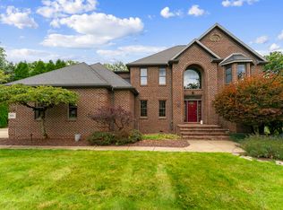 652 Saddlebrook Dr, Youngstown, OH 44512