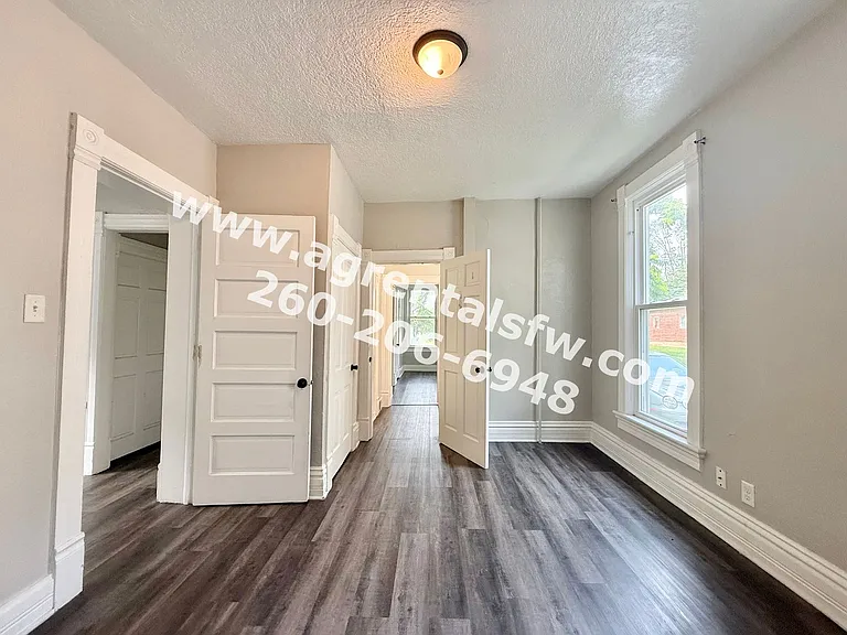 915 Lincoln Ave — Photo 7