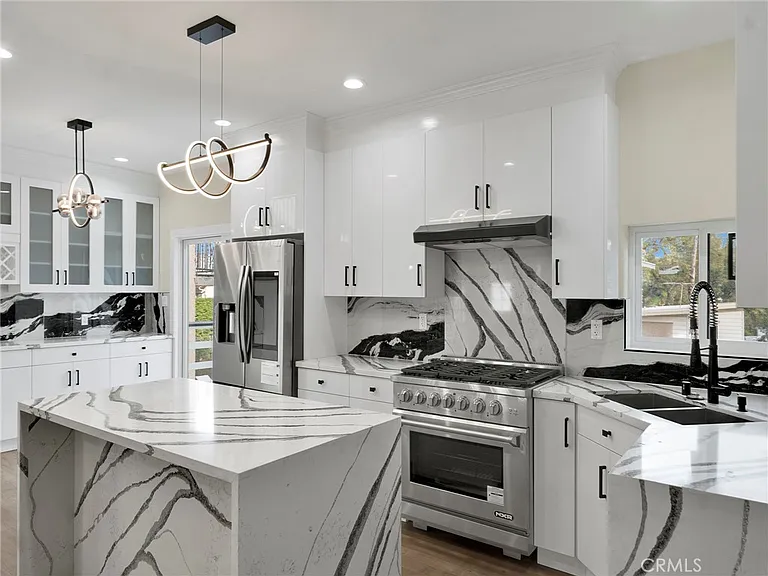 4530 Ensenada Dr — Photo 12