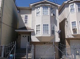 100 Highland Ave APT 2, Newark, NJ 07104